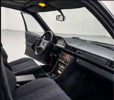 Mercedes-Benz 190 1996 — foto 6 de 11