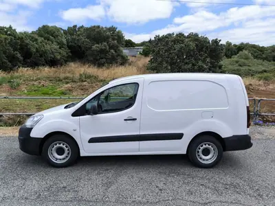 Citroën Berlingo 1.6 HDI L2 3L FRIO + ISOTERMICA 2016 - 14950 EUR, 292742 km - AUTO.MOTO.pt - 292742km - foto 6 de 43