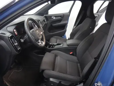 Volvo XC 40 2022 - 26990 EUR, 111000 km - AUTO.MOTO.pt - 111000km - foto 15 de 38