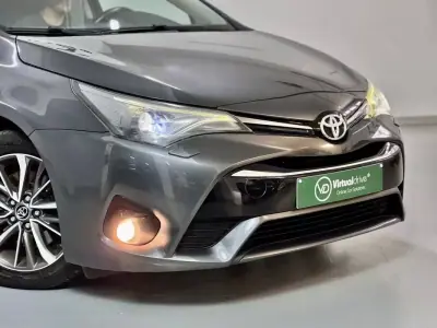 Toyota Avensis Touring Sports 2015 - 13750 EUR, 144000 km - AUTO.MOTO.pt - 144000km - foto 4 de 58
