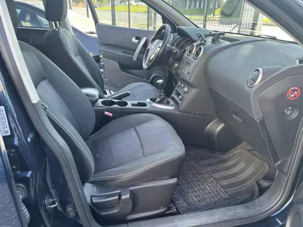 Nissan Qashqai 2013 - 12500 EUR, 102950 km - AUTO.MOTO.pt - 102950km - foto 11 de 18
