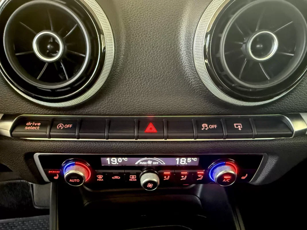 Audi A3 Sportback 2016 - 16000 EUR, 158000 km - AUTO.MOTO.pt - 158000km - foto 84 de 94