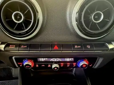 Audi A3 Sportback 2016 - 16000 EUR, 158000 km - AUTO.MOTO.pt - 158000km - foto 84 de 94