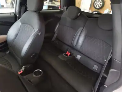 MINI Cooper 2013 - 12900 EUR, 166000 km - AUTO.MOTO.pt - 166000km - foto 9 de 17