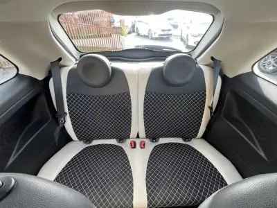 Fiat 500 2021 - 9750 EUR, 105000 km - AUTO.MOTO.pt - 105000km - foto 6 de 7