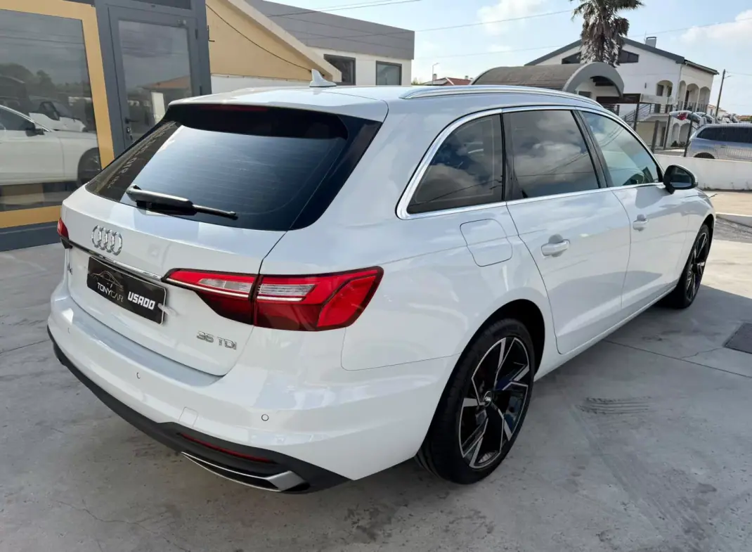 Audi A4 Avant 2020 - 26900 EUR, 165000 km - 165000km - foto 18 de 28