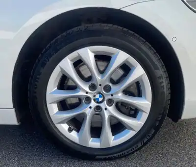 BMW 225xe Active Tourer 2020 - 16990 EUR, 127000 km - AUTO.MOTO.pt - 127000km - foto 10 de 23