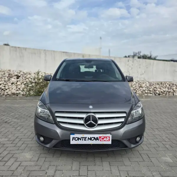 Mercedes-Benz A 200 CDI (BlueEFFICIENCY) Urban 2012 Diesel