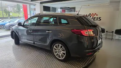 Renault Mégane Sport Tourer 2010 - 6900 EUR, 266834 km - AUTO.MOTO.pt - 266834km - foto 21 de 45