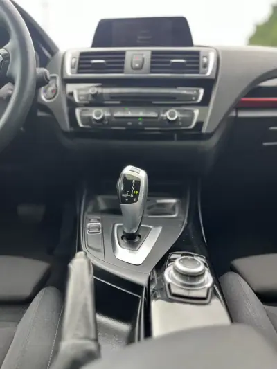 BMW 218 2015 - 18000 EUR, 202170 km - AUTO.MOTO.pt - 202170km - foto 11 de 31