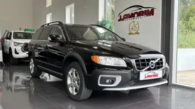 Volvo XC 70 2011 - 13999 EUR, 256121 km - AUTO.MOTO.pt - 256121km - foto 4 de 23