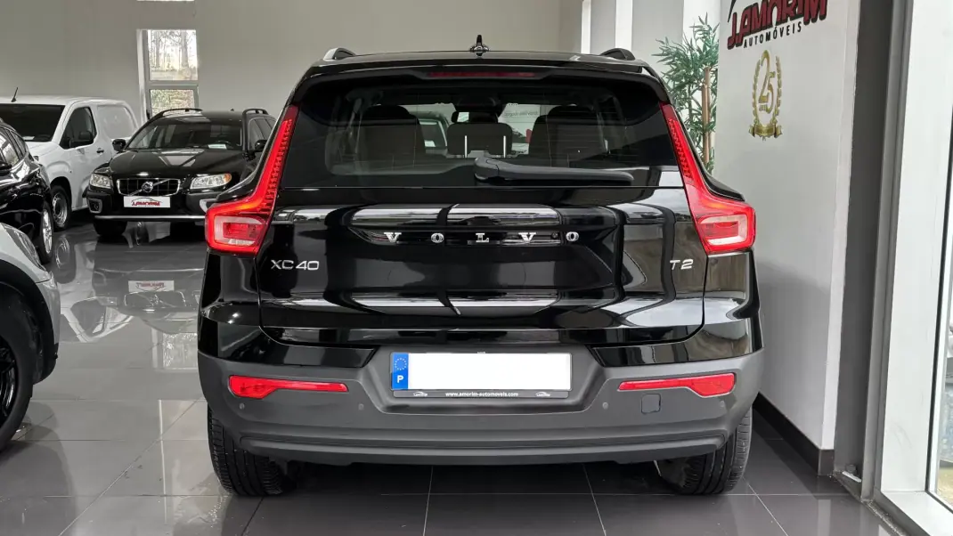 Volvo XC 40 2019 - 20999 EUR, 108121 km - AUTO.MOTO.pt - 108121km - foto 3 de 18