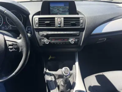 BMW 116 2013 - 14490 EUR, 222360 km - AUTO.MOTO.pt - 222360km - foto 13 de 21