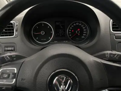 Volkswagen Polo 2013 - 7990 EUR, 168500 km - AUTO.MOTO.pt - 168500km - foto 17 de 24