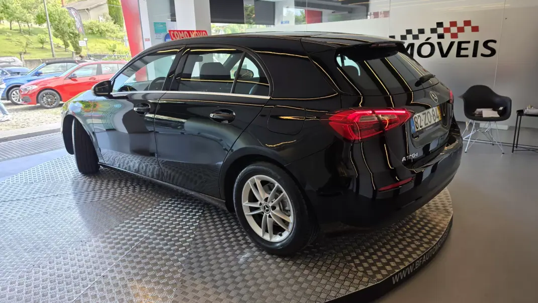 Mercedes-Benz A 180 2019 - 18900 EUR, 238120 km - AUTO.MOTO.pt - 238120km - foto 19 de 53