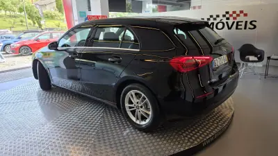 Mercedes-Benz A 180 2019 - 18900 EUR, 238120 km - AUTO.MOTO.pt - 238120km - foto 19 de 53