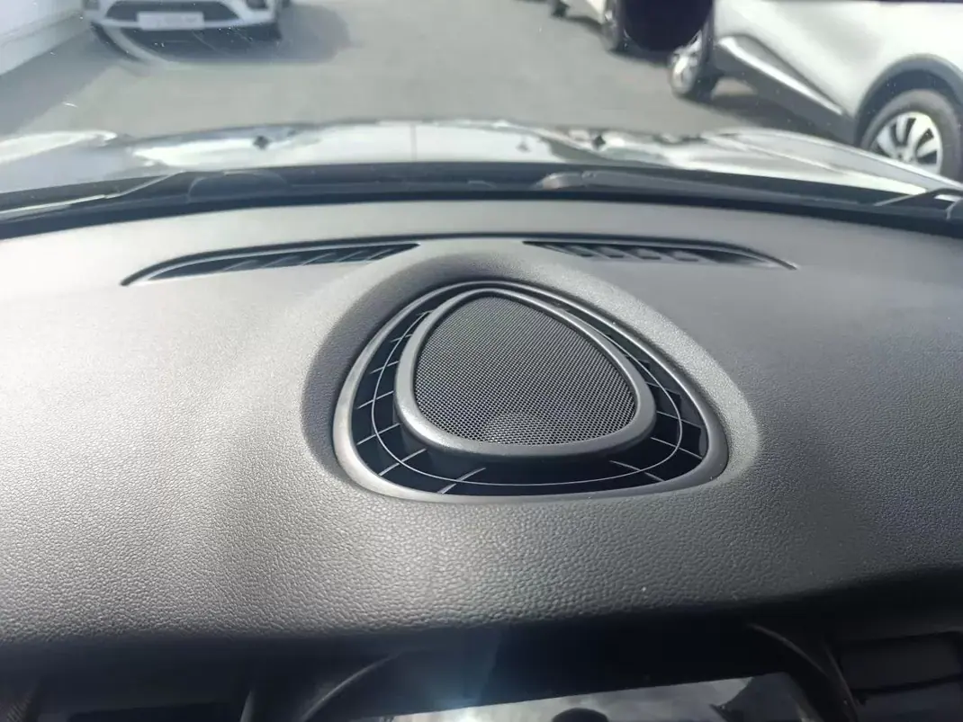 MINI 3 Portas 2016 - 16000 EUR, 232000 km - AUTO.MOTO.pt - 232000km - foto 36 de 46