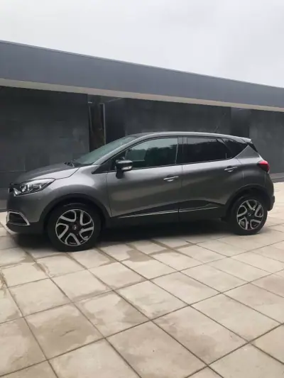 Renault Captur 2017 - 10900 EUR, 116000 km - 116000km - foto 7 de 32