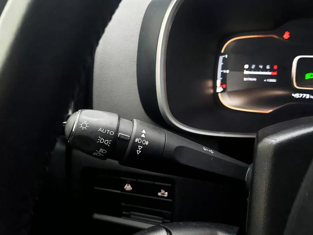 Citroën C5 Aircross 2020 - 21500 EUR, 55490 km - AUTO.MOTO.pt - 55490km - foto 25 de 33