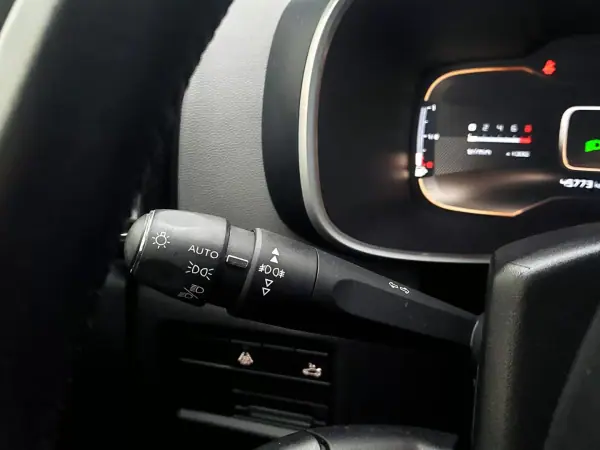 Citroën C5 Aircross 2020 - 21500 EUR, 55490 km - AUTO.MOTO.pt - 55490km - foto 25 de 33