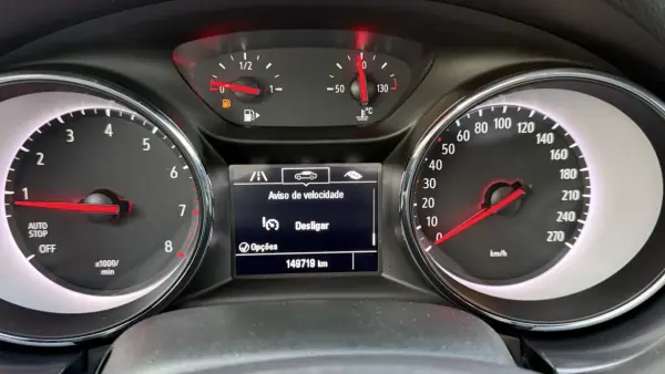 Opel Astra Sports Tourer 2021 - 11640 EUR, 149717 km - AUTO.MOTO.pt - 149717km - foto 37 de 52