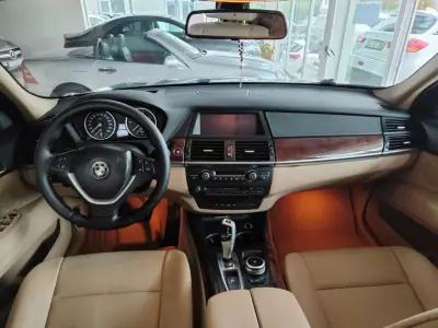 BMW X5 2007 - 16750 EUR, 220000 km - AUTO.MOTO.pt - 220000km - foto 35 de 36