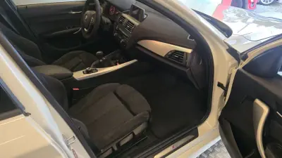 BMW 118 2012 - 13900 EUR, 229244 km - 229244km - foto 50 de 57