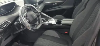 Peugeot 3008 2021 - 21900 EUR, 79000 km - AUTO.MOTO.pt - 79000km - foto 12 de 15