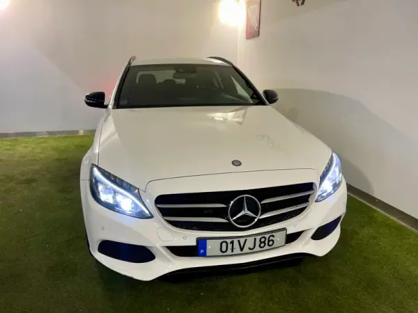Mercedes-Benz C 220 2015 - 16500 EUR, 266000 km - AUTO.MOTO.pt - 266000km - foto 3 de 29