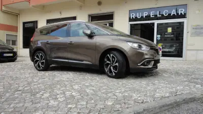 Renault Grand Scénic 2018 - 15500 EUR, 500000 km - 500000km - foto 7 de 33