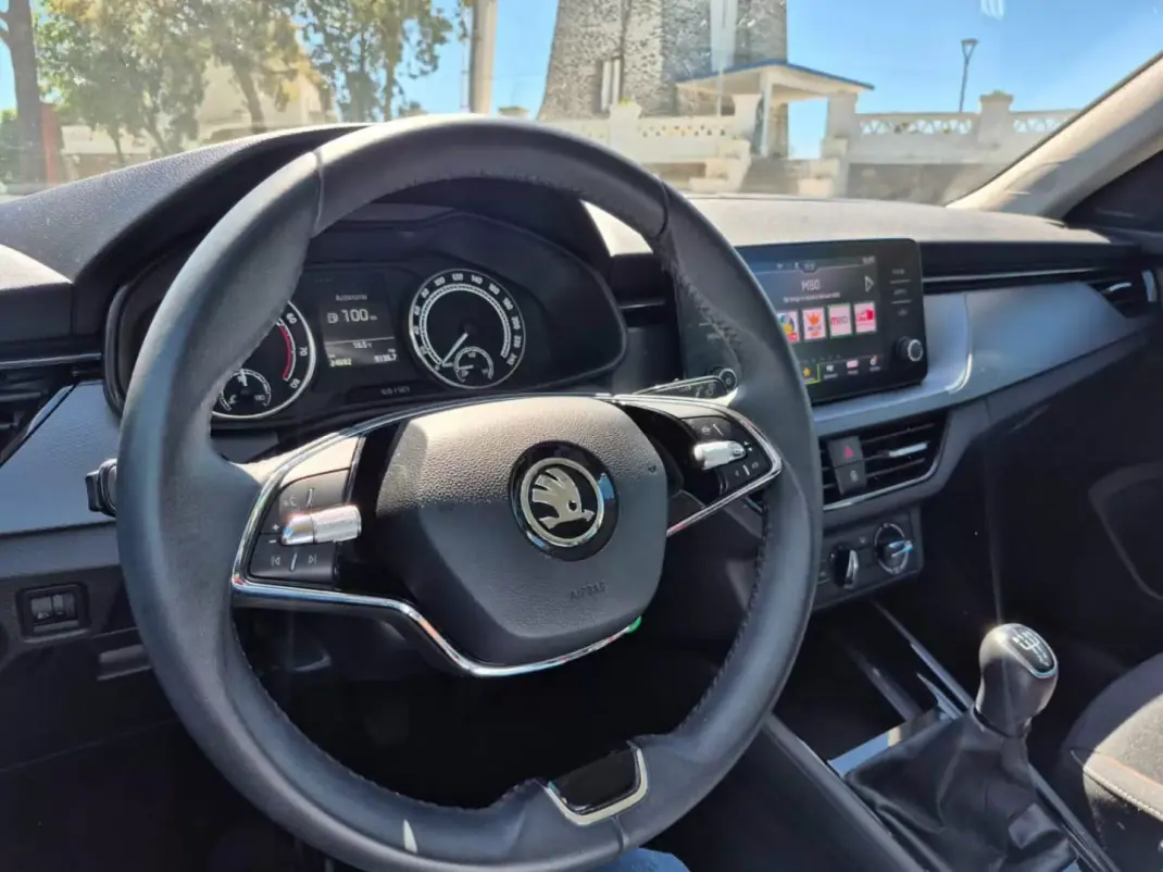 Skoda Kamiq 2023 - 18900 EUR, 24682 km - AUTO.MOTO.pt - 24682km - foto 9 de 20