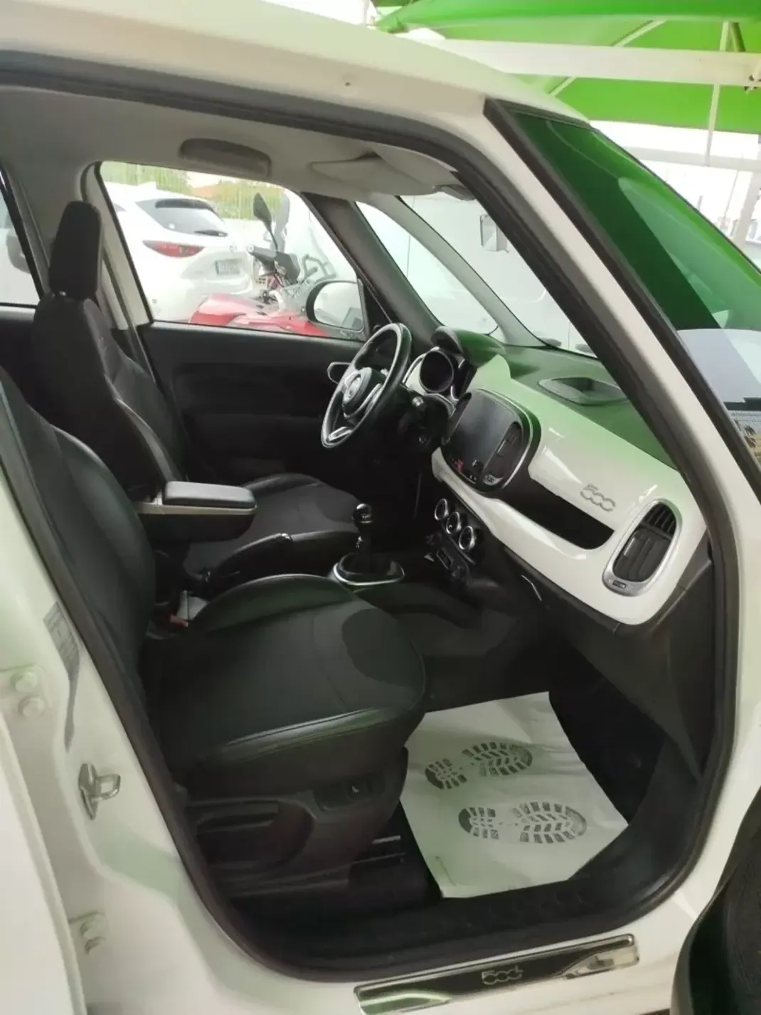 Fiat 500L 2019 - 15800 EUR, 98150 km - AUTO.MOTO.pt - 98150km - foto 4 de 8