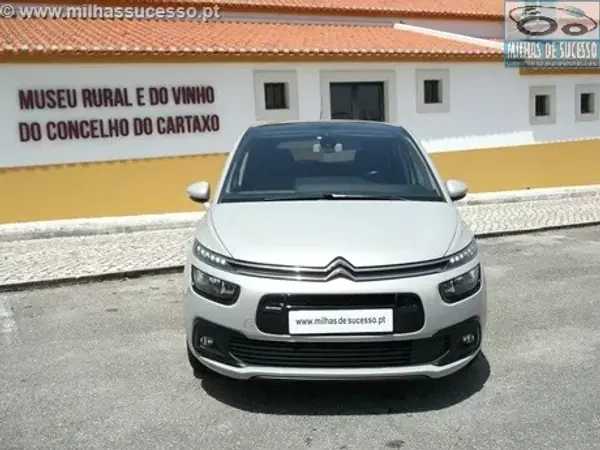 Citroën C4 Picasso 2017 - 14250 EUR, 154000 km - AUTO.MOTO.pt - 154000km - foto 20 de 21