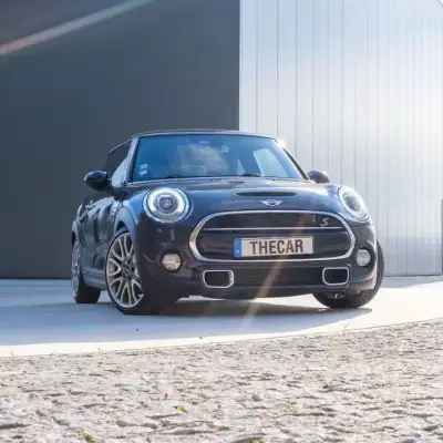 MINI Cooper 2015 - 19999 EUR, 172000 km - AUTO.MOTO.pt - 172000km - foto 21 de 24