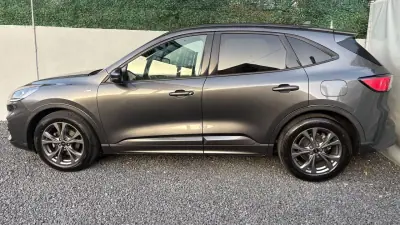 Ford Kuga 2022 - 14300 EUR, 119000 km - 119000km - foto 3 de 12