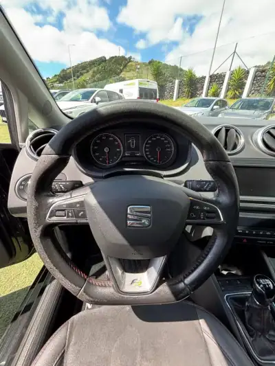 SEAT Ibiza 2016 - 15490 EUR, 104780 km - AUTO.MOTO.pt - 104780km - foto 9 de 12