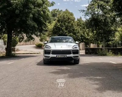 Porsche Cayenne Coupé 2021 - 73990 EUR, 30630 km - AUTO.MOTO.pt - 30630km - foto 2 de 56