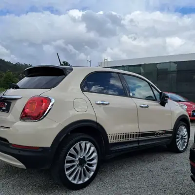 Fiat 500X 2015 - 11250 EUR, 149000 km - AUTO.MOTO.pt - 149000km - foto 10 de 21