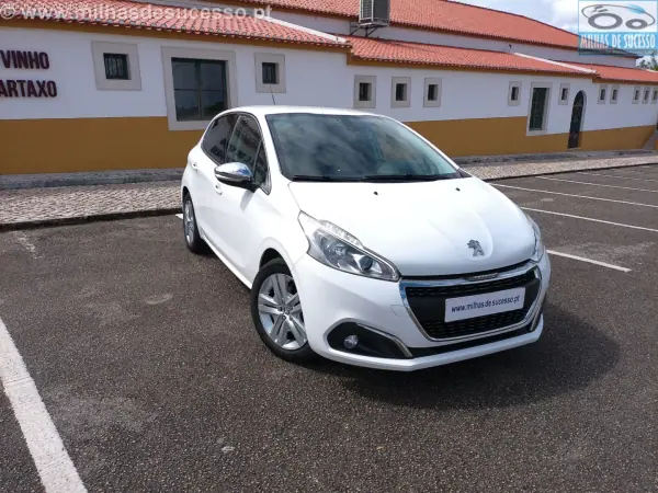 Peugeot 208 2019 - 12250 EUR, 136000 km - AUTO.MOTO.pt - 136000km - foto 23 de 23