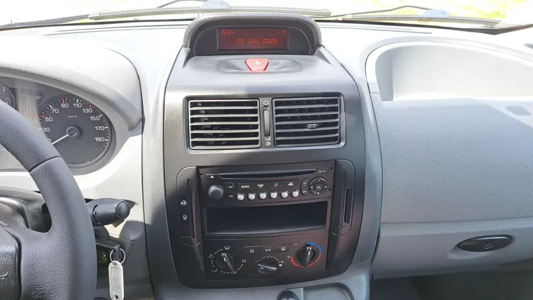 Citroën Jumpy 2009 - 12900 EUR, 200756 km - 200756km - foto 10 de 11