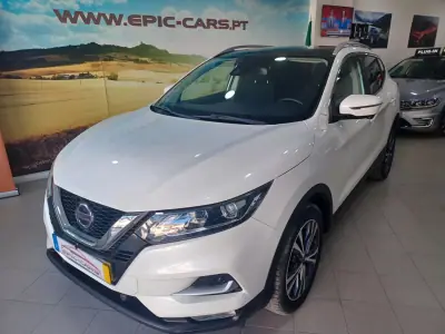 Nissan Qashqai 2018 - 17900 EUR, 54008 km - 54008km - foto 4 de 39