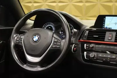 BMW 218 2021 - 25900 EUR, 145000 km - AUTO.MOTO.pt - 145000km - foto 13 de 28