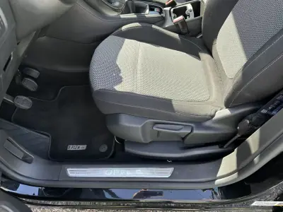 Opel Grandland X 2020 - 15900 EUR, 160000 km - 160000km - foto 52 de 55