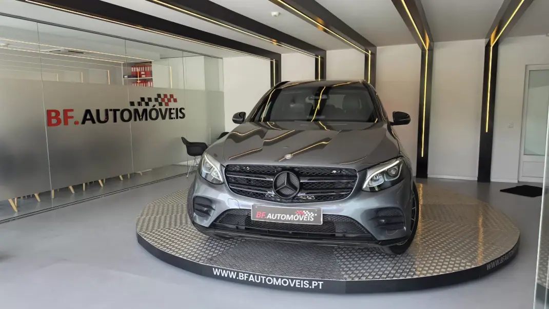 Mercedes-Benz GLC 220 2015 - 27900 EUR, 198275 km - 198275km - foto 11 de 67
