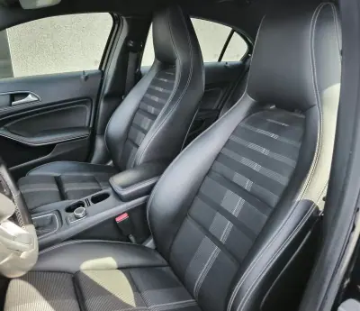 Mercedes-Benz A 180 2017 - 16950 EUR, 165617 km - AUTO.MOTO.pt - 165617km - foto 3 de 4