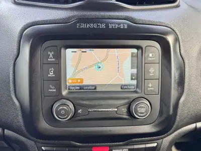 Jeep Renegade 2016 - 15500 EUR, 138000 km - AUTO.MOTO.pt - 138000km - foto 14 de 22