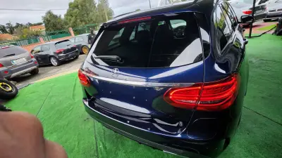 Mercedes-Benz C 300e 2021 - 21500 EUR, 165000 km - AUTO.MOTO.pt - 165000km - foto 26 de 41
