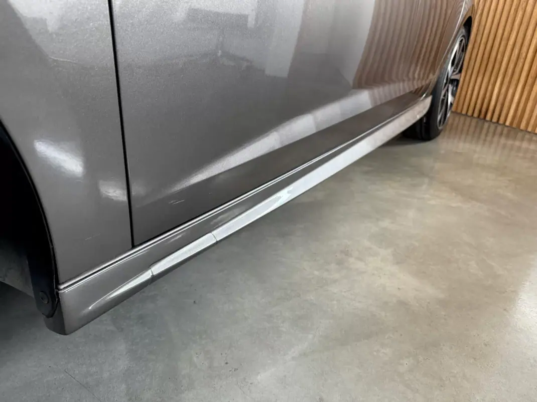 SEAT Leon 2015 - 14000 EUR, 181000 km - AUTO.MOTO.pt - 181000km - foto 25 de 92