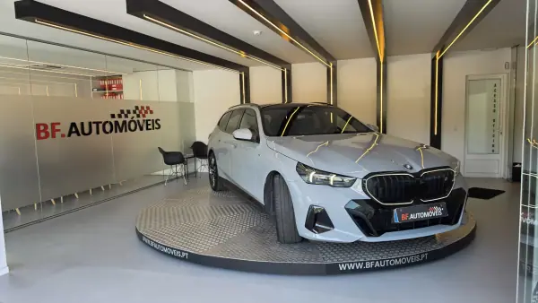 BMW i5 2024 - 52900 EUR, 121823 km - AUTO.MOTO.pt - 121823km - foto 10 de 57