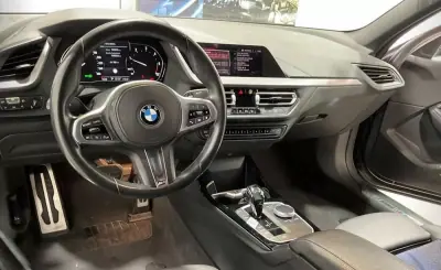 BMW 216 Gran Coupé 2021 - 24990 EUR, 105000 km - AUTO.MOTO.pt - 105000km - foto 6 de 7